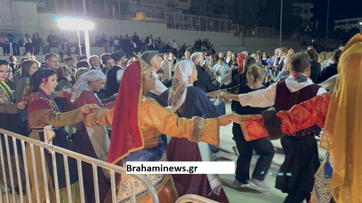 to-diimero-tis-ellinikis-paradosis-apogeiwse-to-festival-polis-2025-me-ti-symmetohi-ethnotopikwn-kai-politistikwn-syllogwn-brahaminews47.jpg 