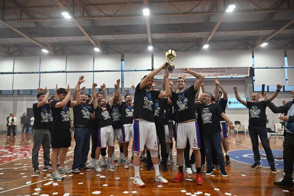Kronos-eimaste-pia-prwtathlites-stin-elite-league-kai-giortazei-olo-to-brahami-brahaminews.gr_.jpg