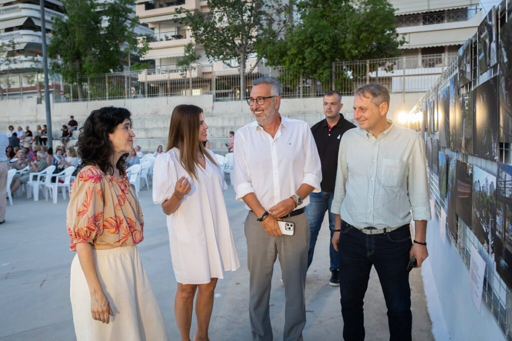 perizititi-i-etisia-ekthesi-fwtografias-toy-dimoy-agioy-dimitrioy-parateinetai-mehri-tis26-aygoystoy-2026-brahaminews.gr1_.jpg