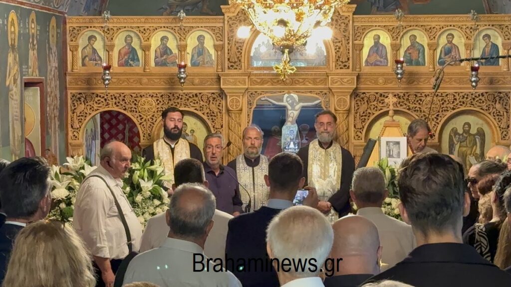 to-ystato-haire-sto-marko-vazaio-plithos-kosmoy-stin-khdeia-toy-brahaminews.gr1_.jpg